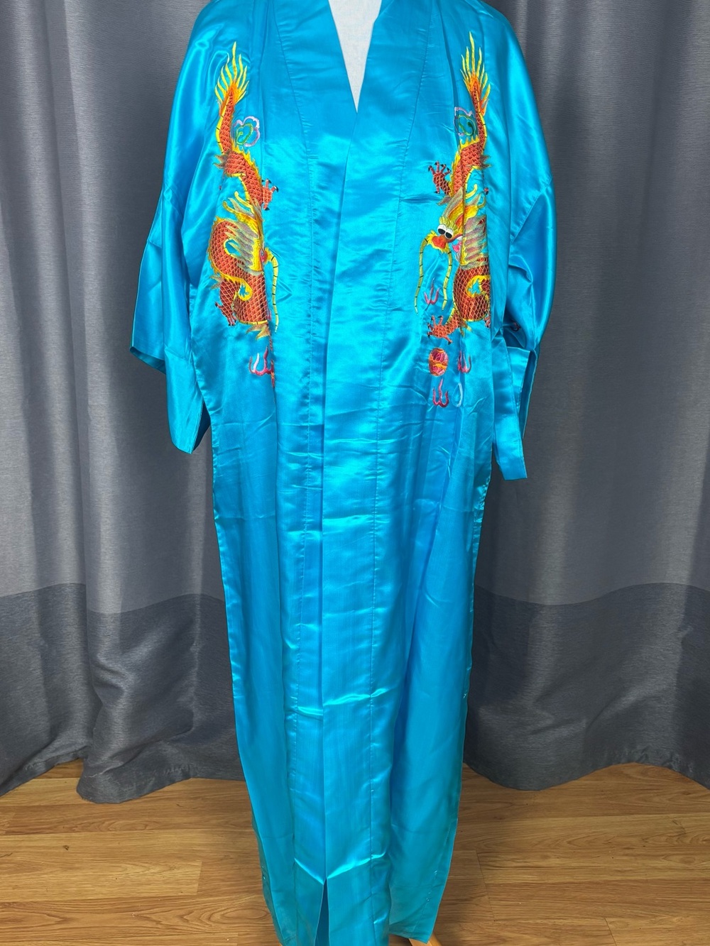 NWOT Turquoise 100% Silk Asian Chinese Full Length Robe w/ Dragon Embroidery XL